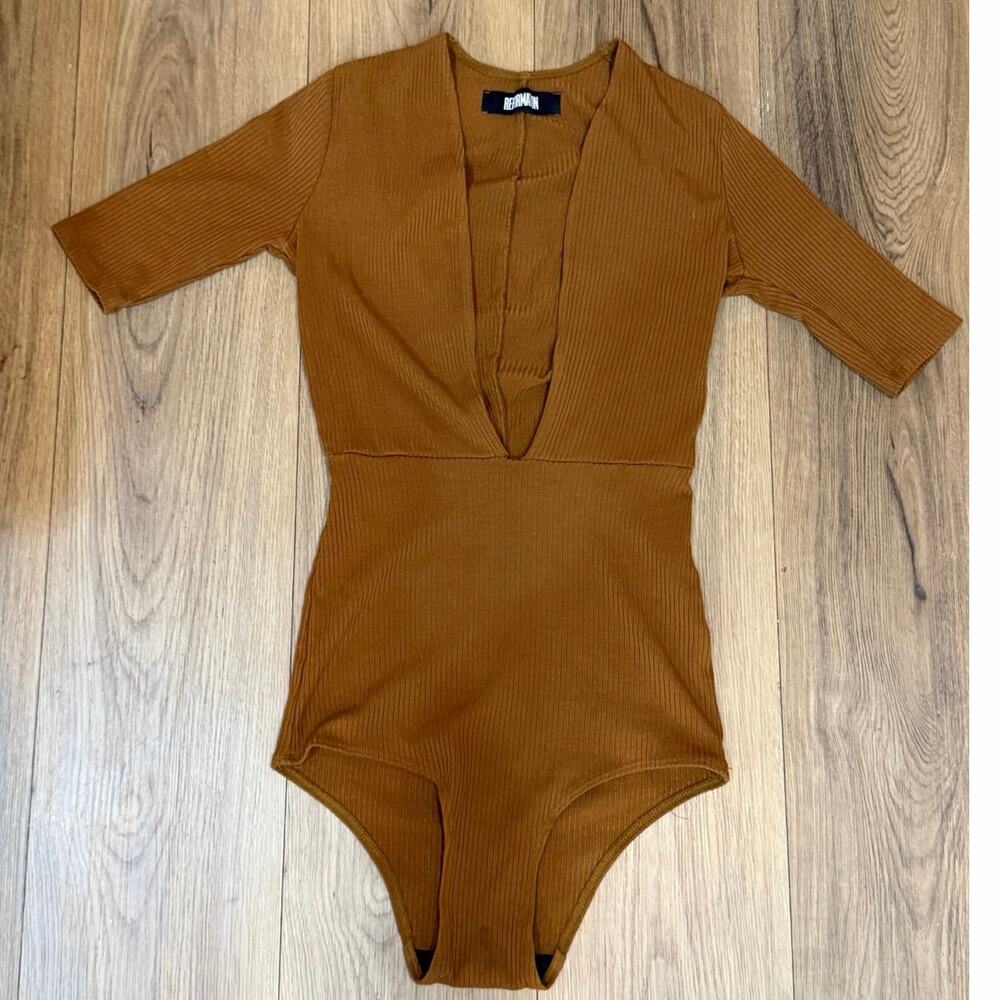 Reformation Ribbed Deep Plunge Bodysuit | Tencel | Caramel Brown | Size XS